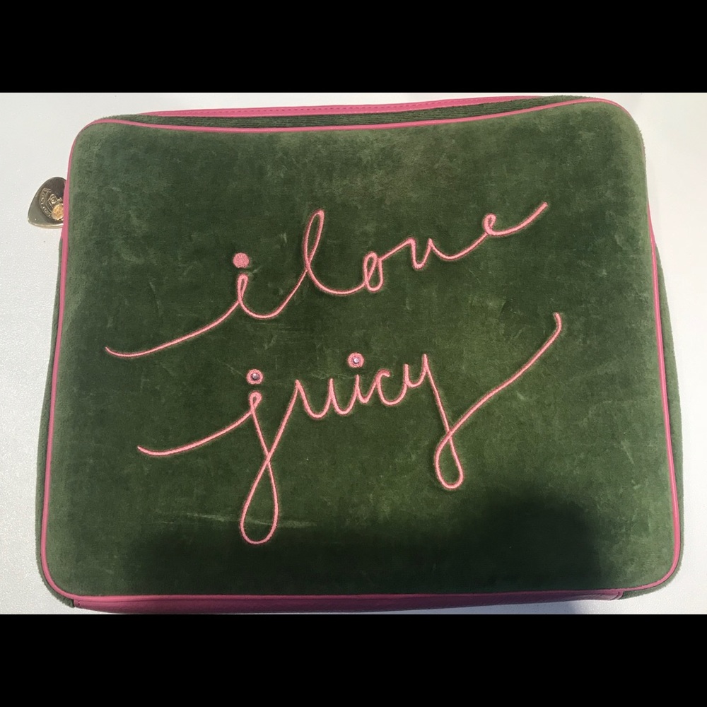 Used Juicy Couture Laptop Case